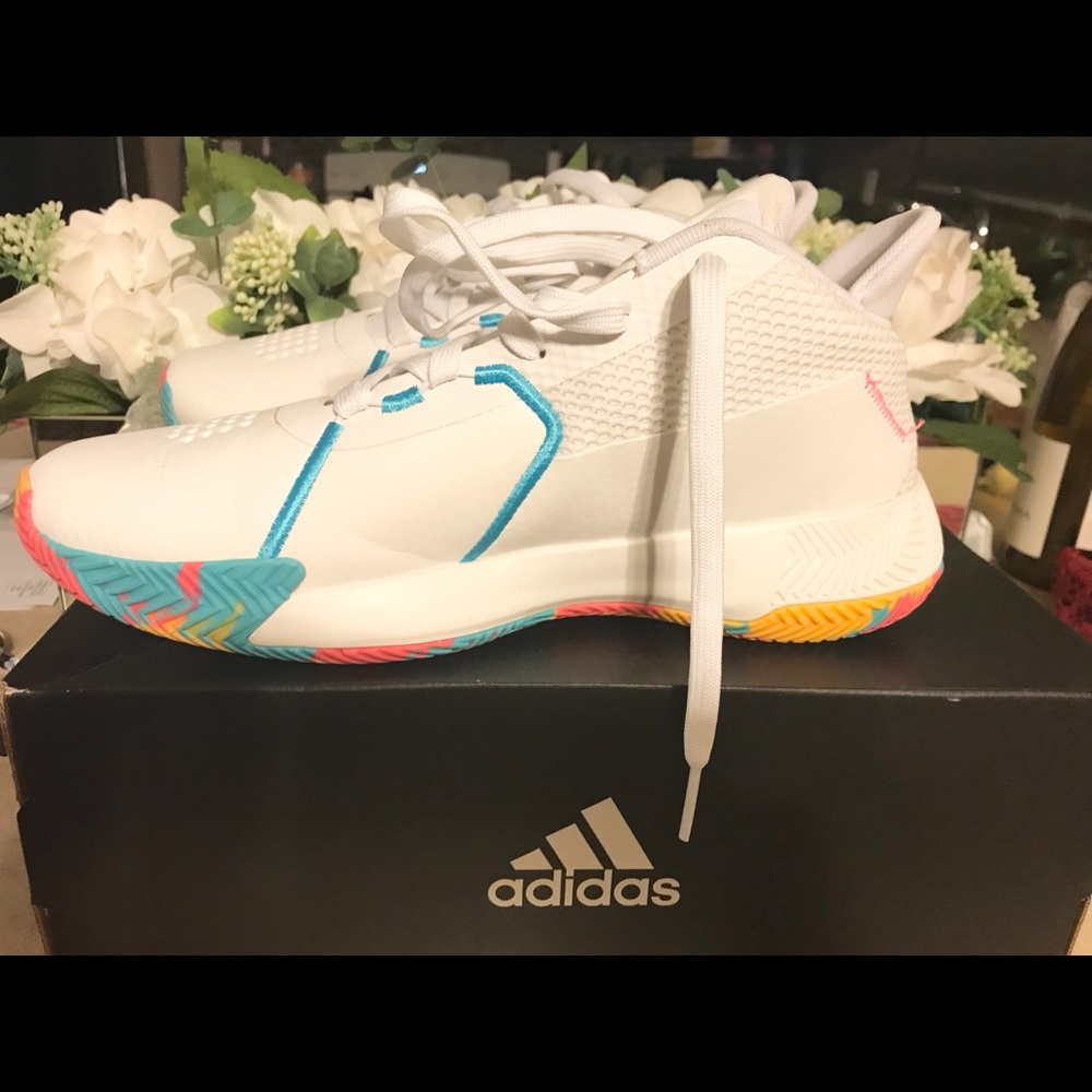 Adidas - Picture 2 of 7